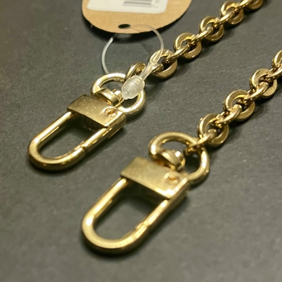 Luxury Gold Crossbody Chain Replacement Strap 47” – with Swivel Clasps - Picture 3 of 6